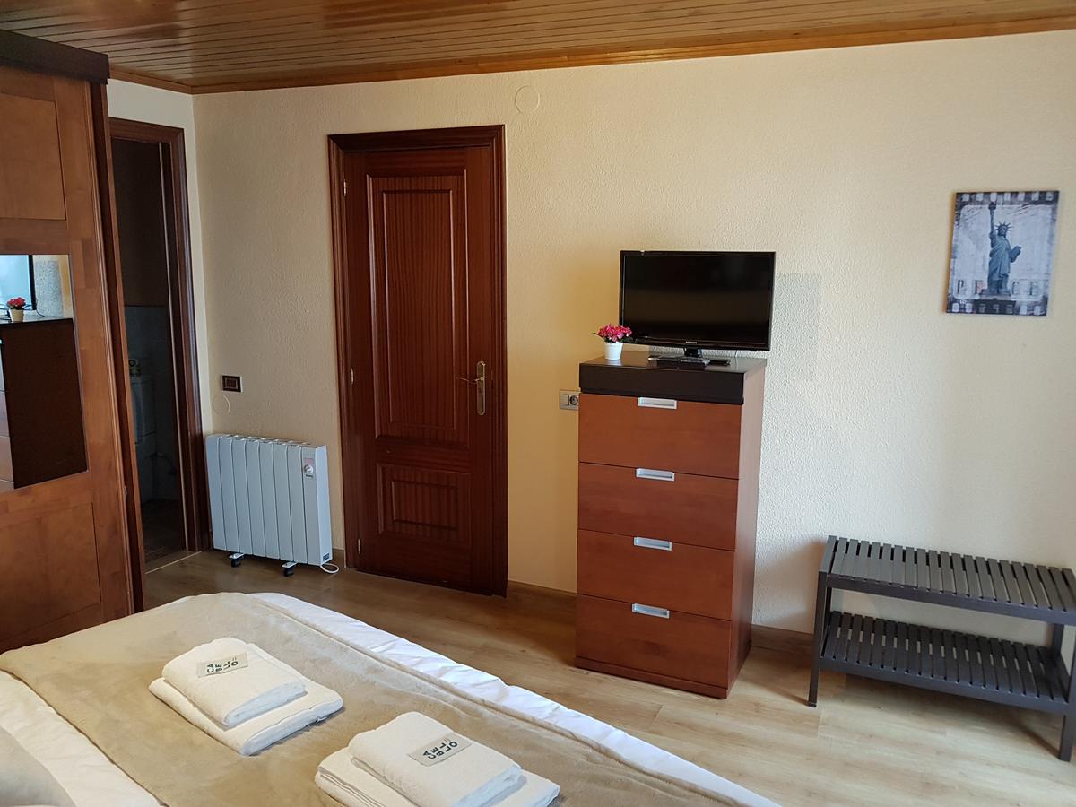 Aqua Rooms Саррия Экстерьер фото